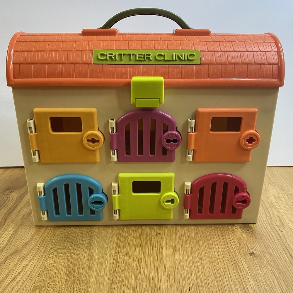 Battat B Critter Clinic Pet Vet Animal Hospital No Accessories Or Figures